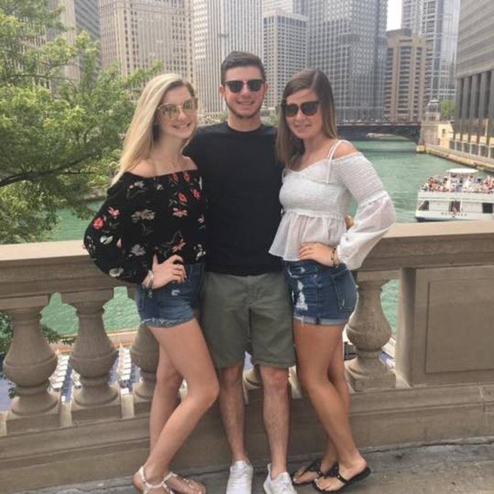 Meet your Posher, Christine